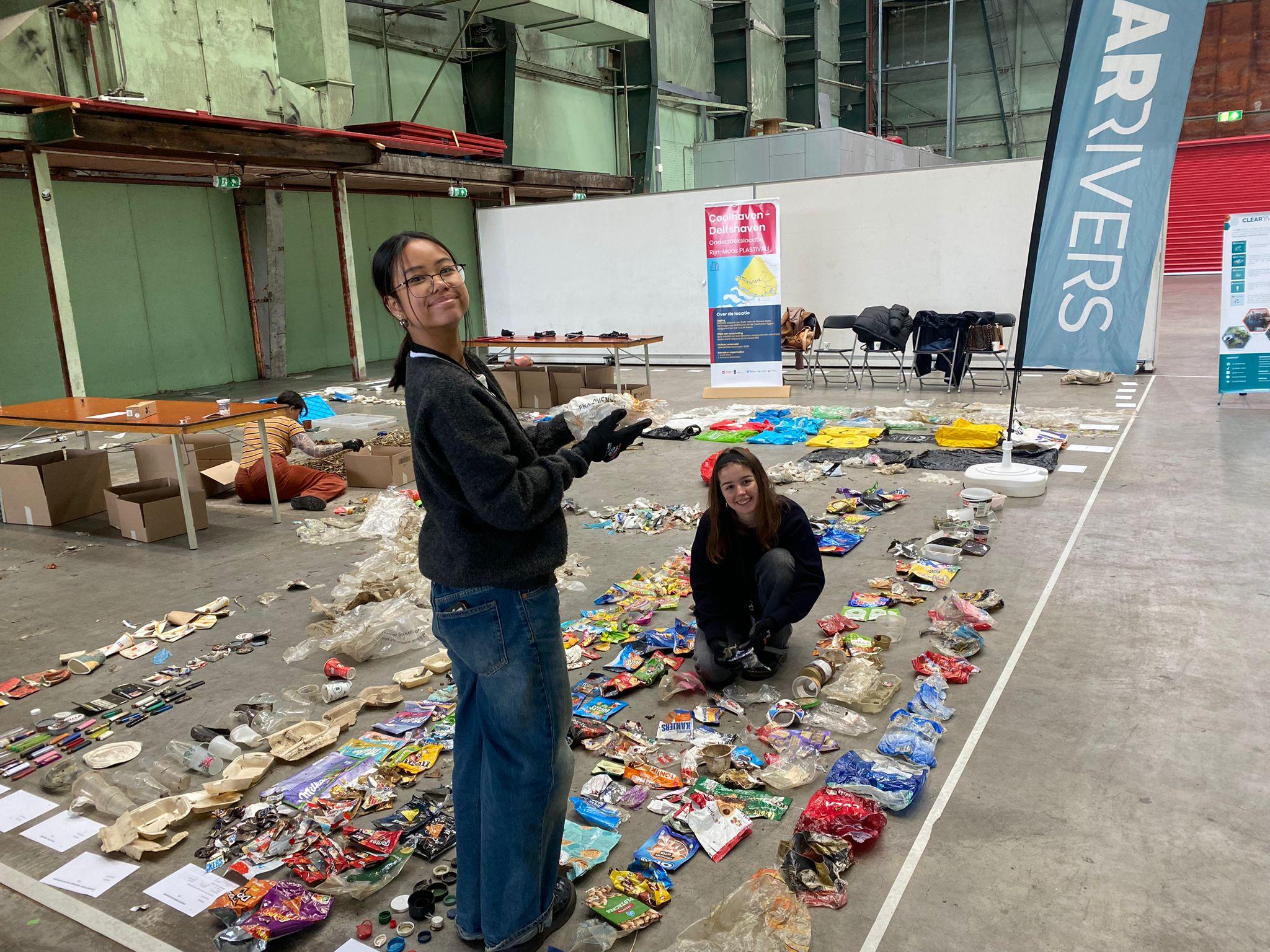 collecting plastics by students