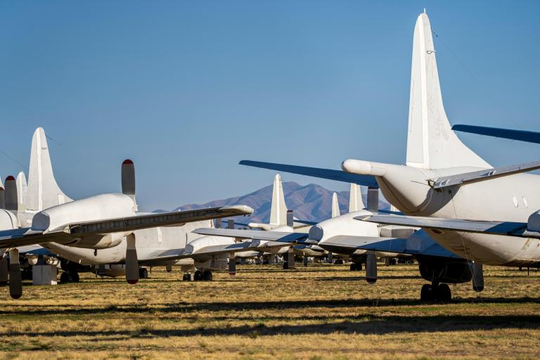 airplanes